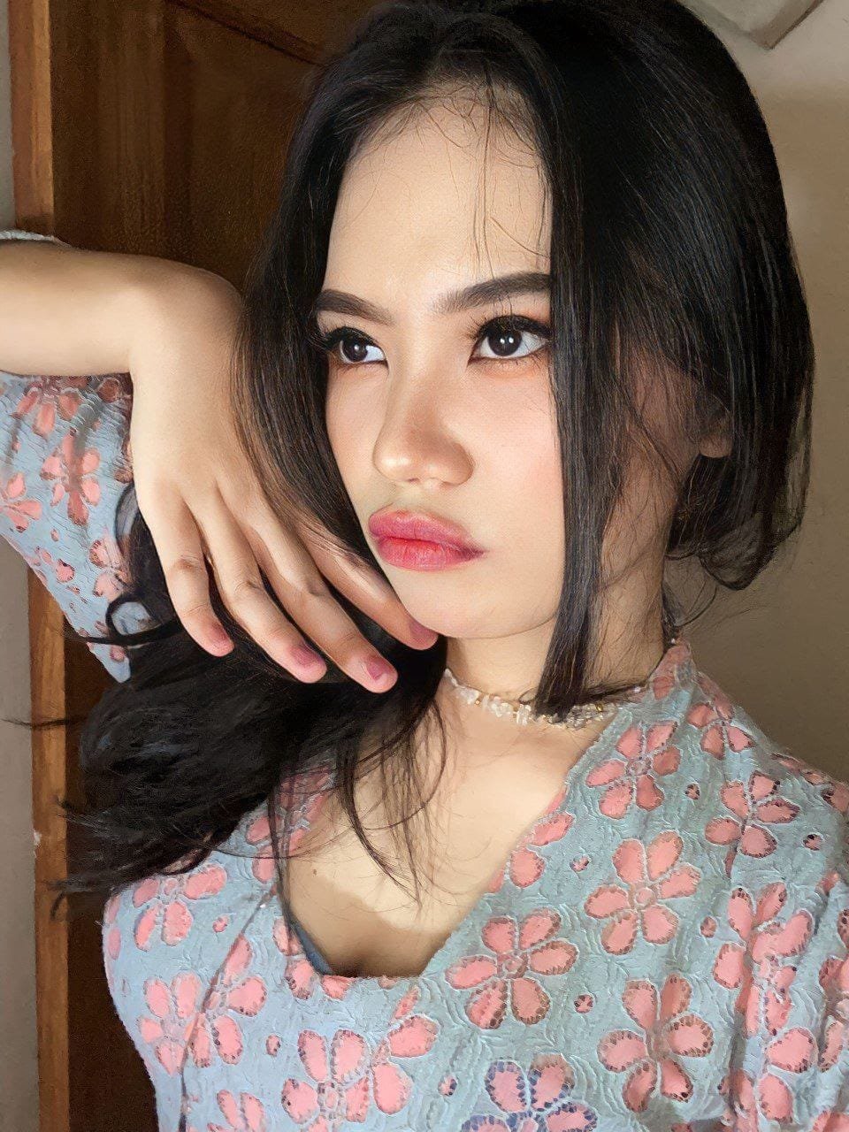 Kittencatsu Konten Eksklusif edisi Kebaya, MENGGODA! 9 85cdfbeb 22b9 4ec8 8228 224912364b8e