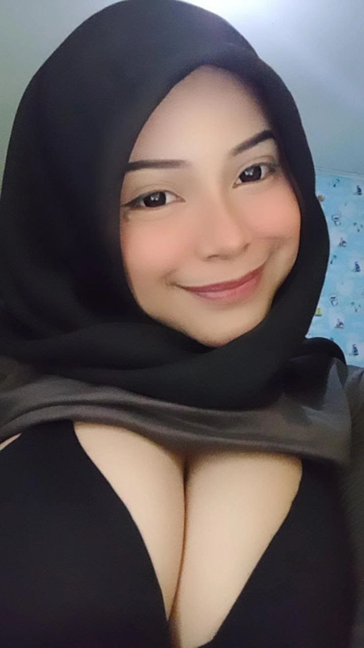 Lina Hijab Tobrut Remas Nenen + Colmek! 5 JOINTELEGRAM@bokepviral72 06