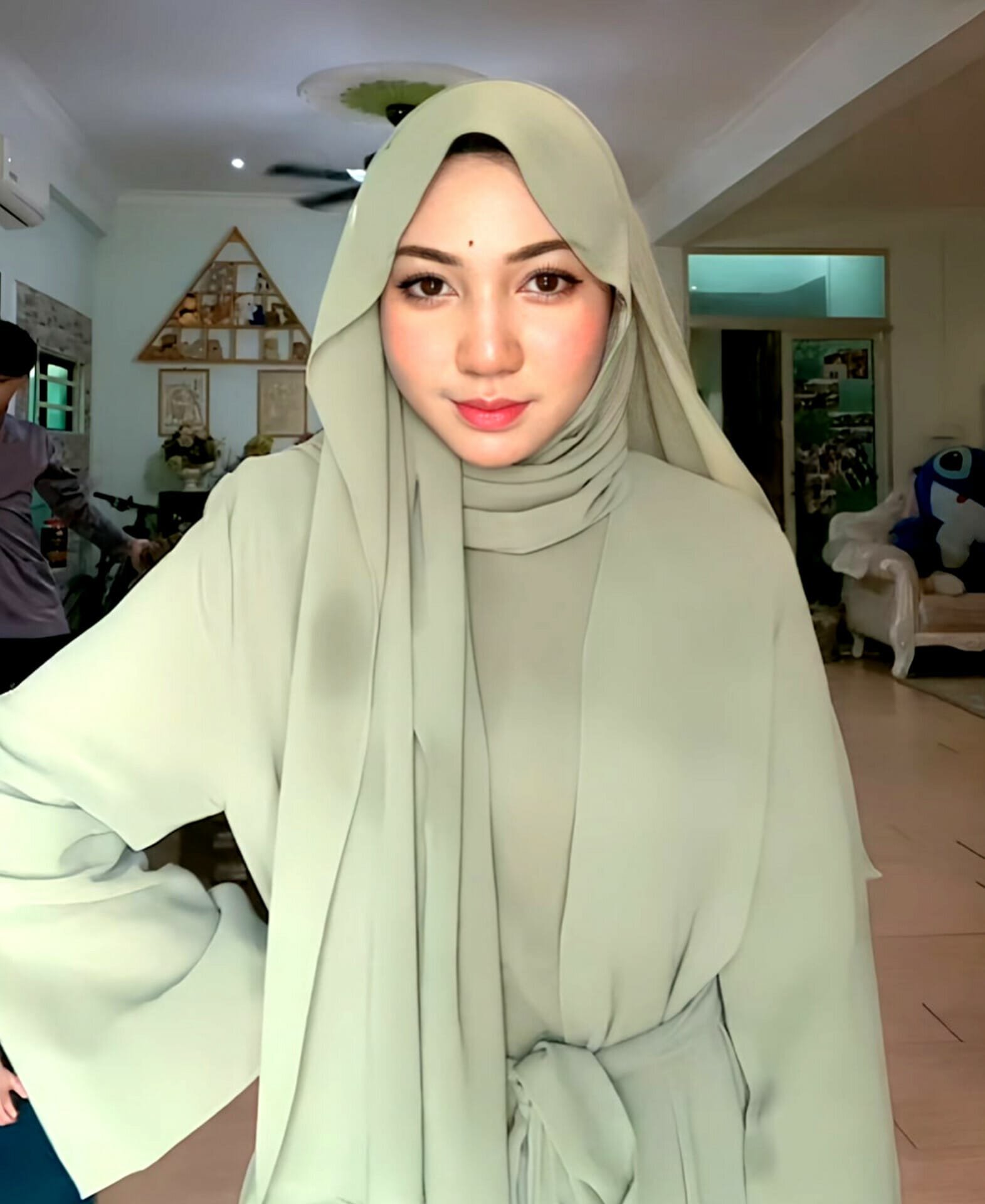 MEQZ5ON o