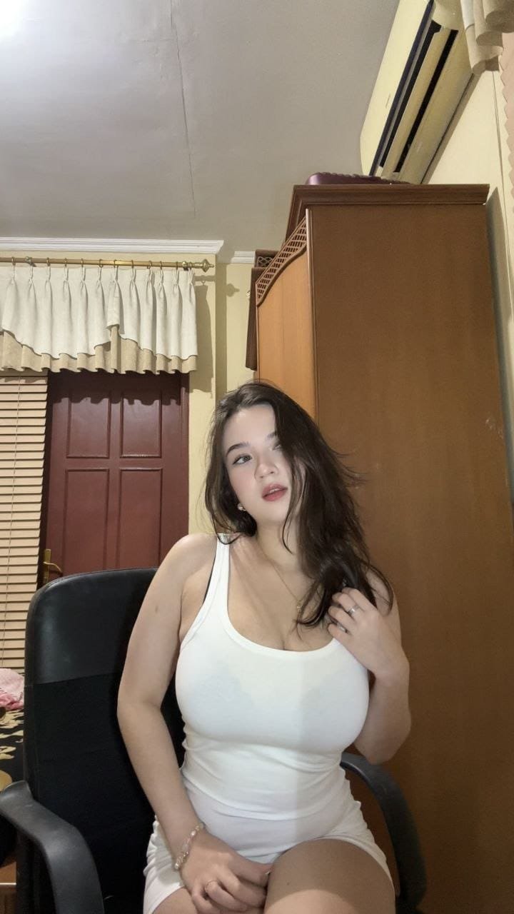 Olivia Payten Konten Eksklusif Edisi TANK TOP PUTIH! BODY NYA ITU LOH! 3 TELEGRAM @Mangjur 07 2