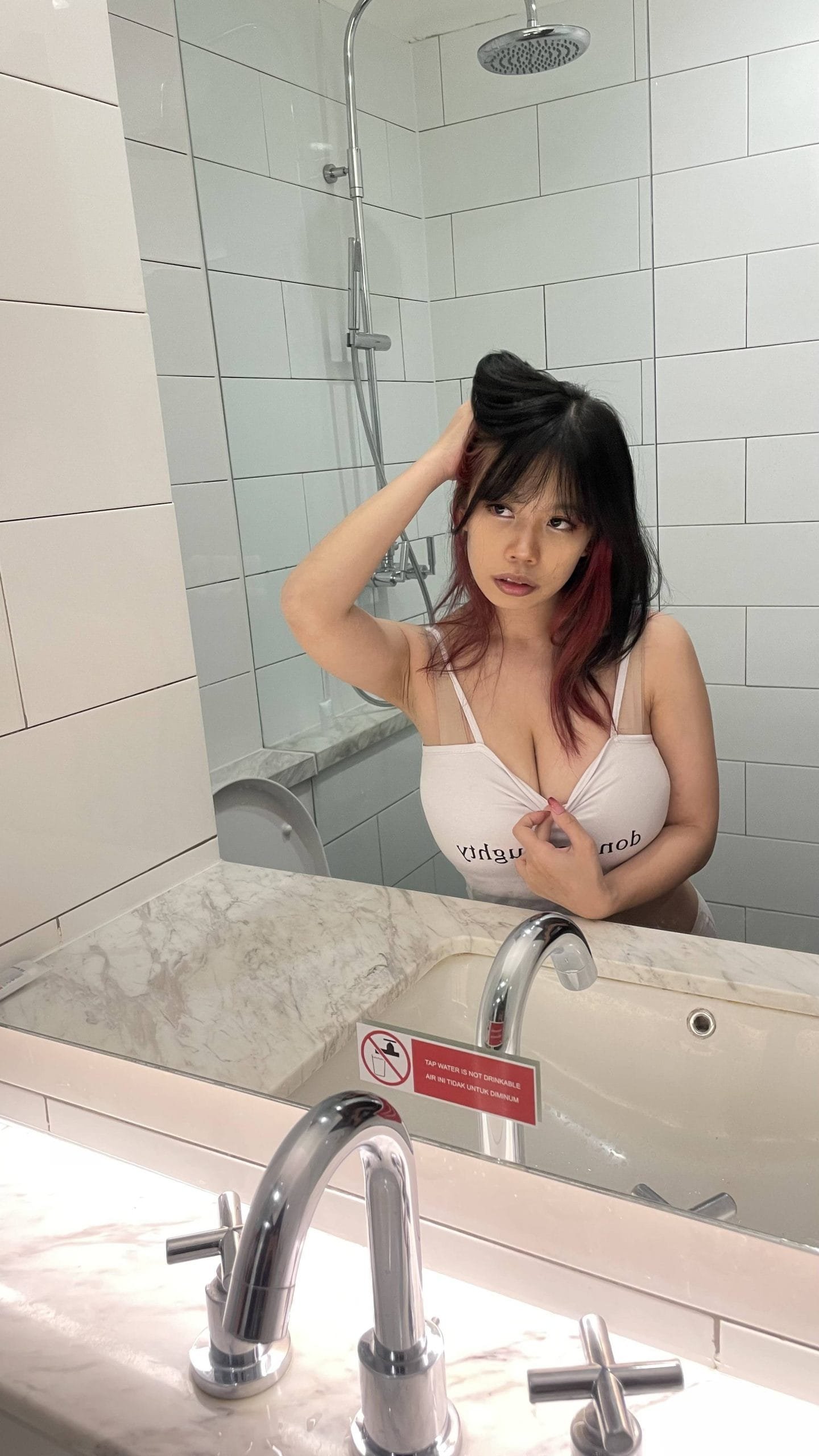 Yuura Tamaki Konten Eksklusif Edisi White Tank Top! TOBRUT KALII! 14 Yuura Tamaki White Tanktop 38 scaled