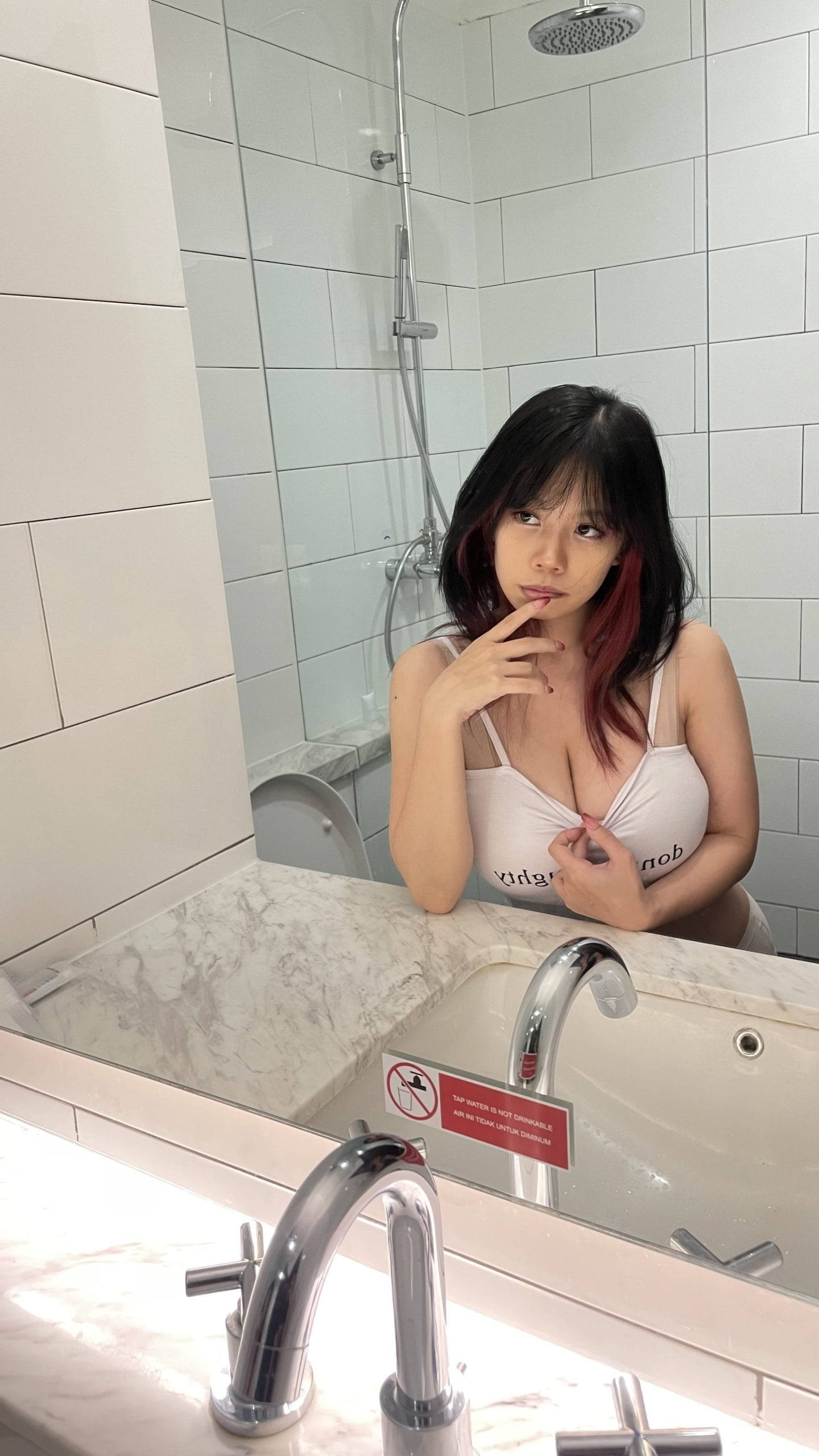 Yuura Tamaki Konten Eksklusif Edisi White Tank Top! TOBRUT KALII! 13 Yuura Tamaki White Tanktop 39 scaled