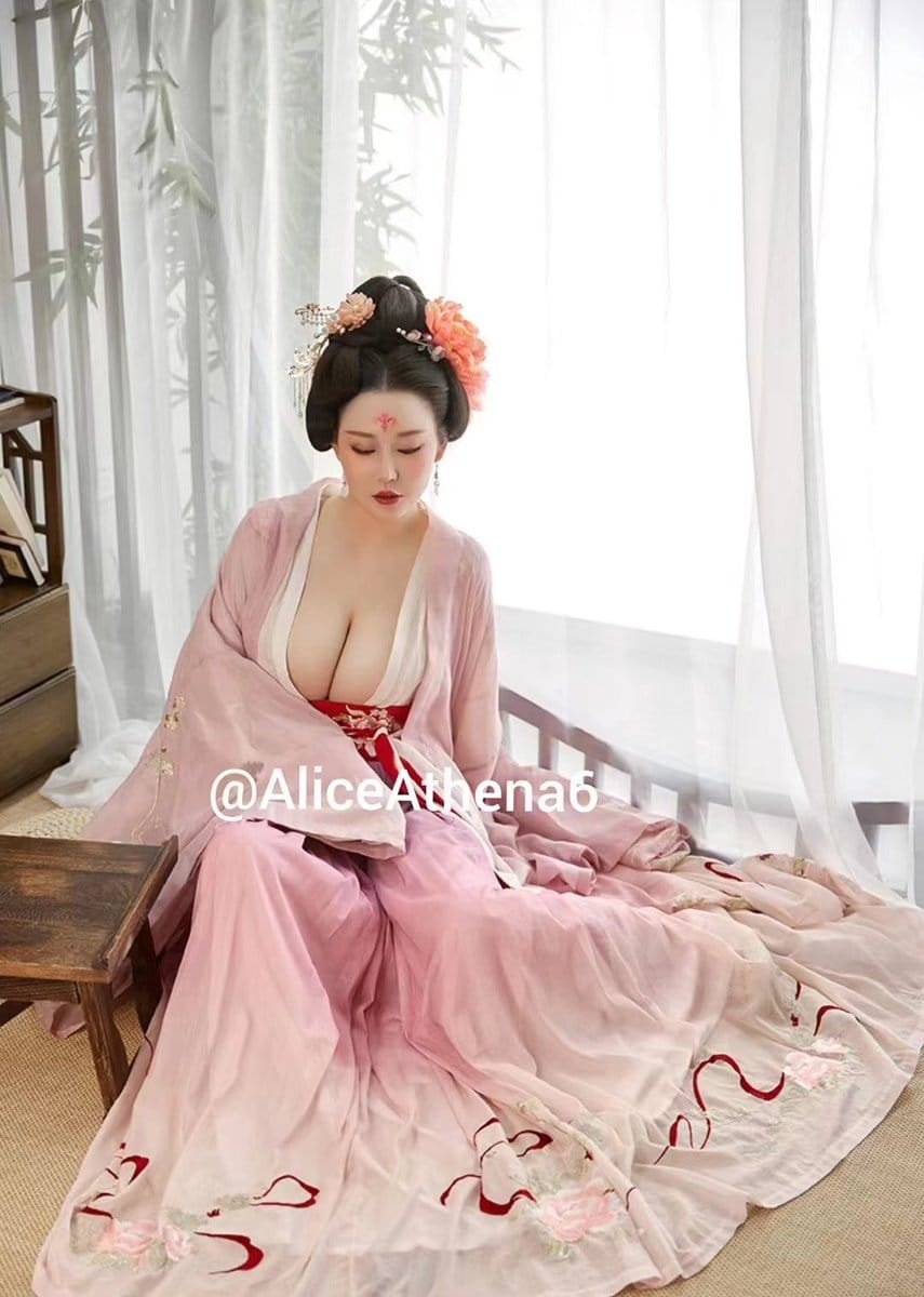 Alice Athena Exclusive Content - IyaoFans 10 1648527341684142081 3