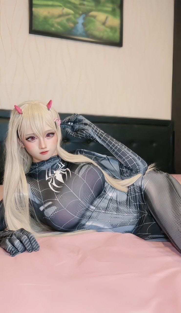 Ceci AKA @itschy Eksklusif Edisi Black Spiderman! BAR BAR! 6 photo 6059668340751843493 y