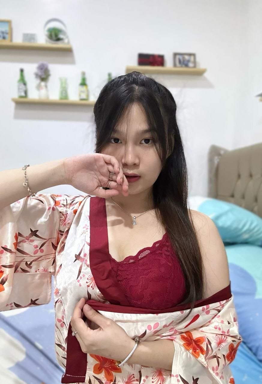 Verllyaling Konten Eksklusif Edisi RED Lingerie! 2 photo 6280321783072670018 y