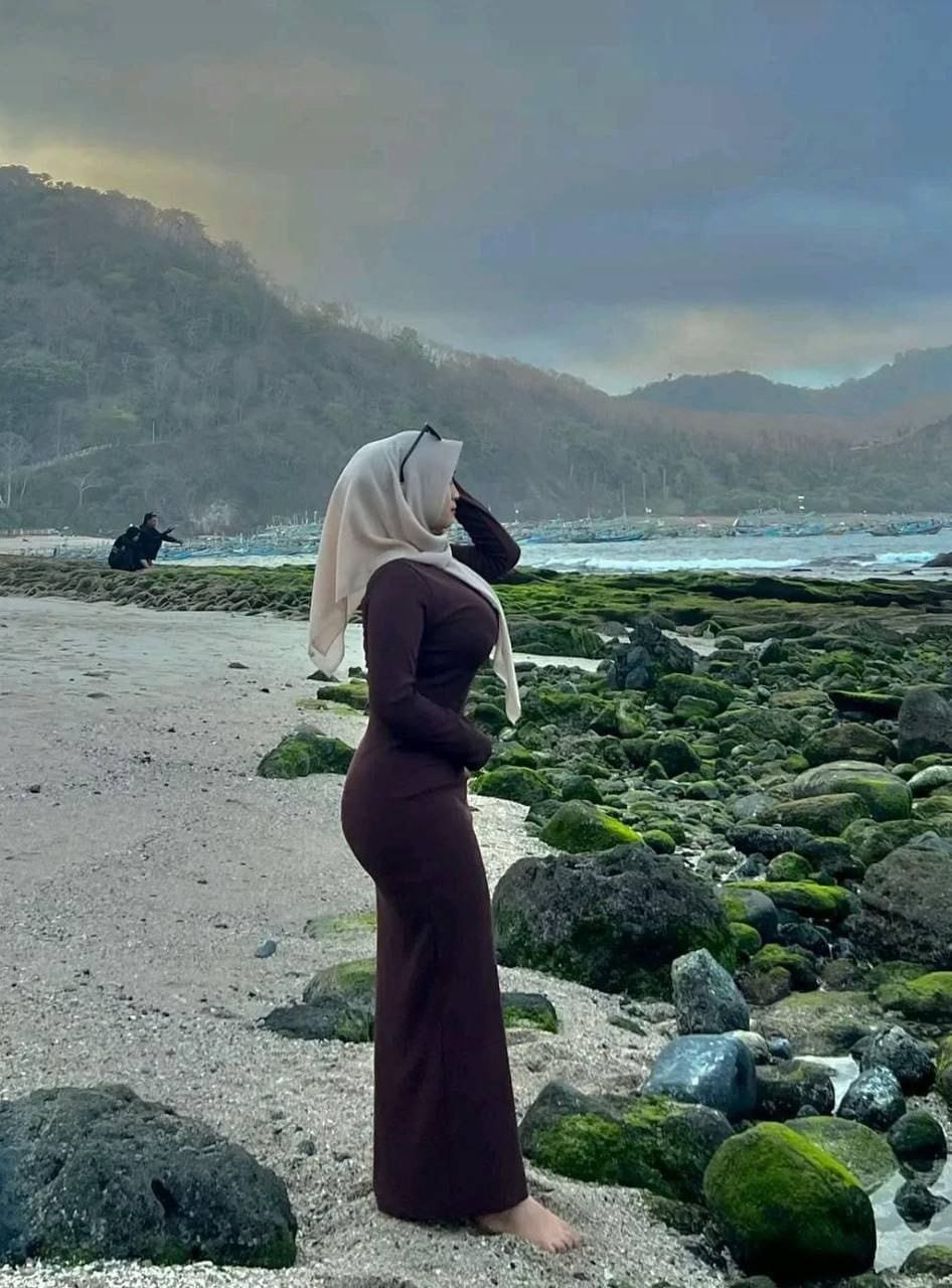 VIRAL Sissalsaa aka Bu Guru Salsa Hijab Tobrut! GEDE BANGET PART 3 6 Telegram @OnlyNutrisiOFC2 09