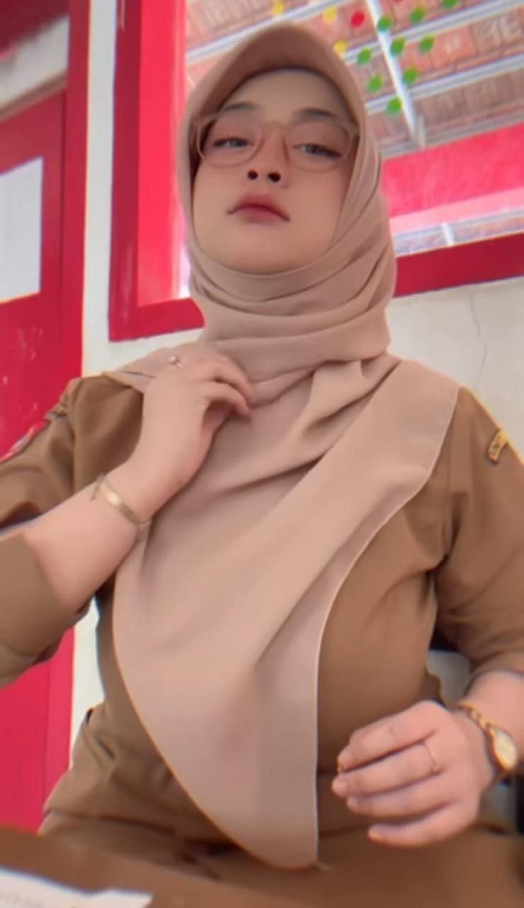 Sissalsaa Guru Viral TOBRUT BANGET! Part 1 2 photo 6150092885689748325 y