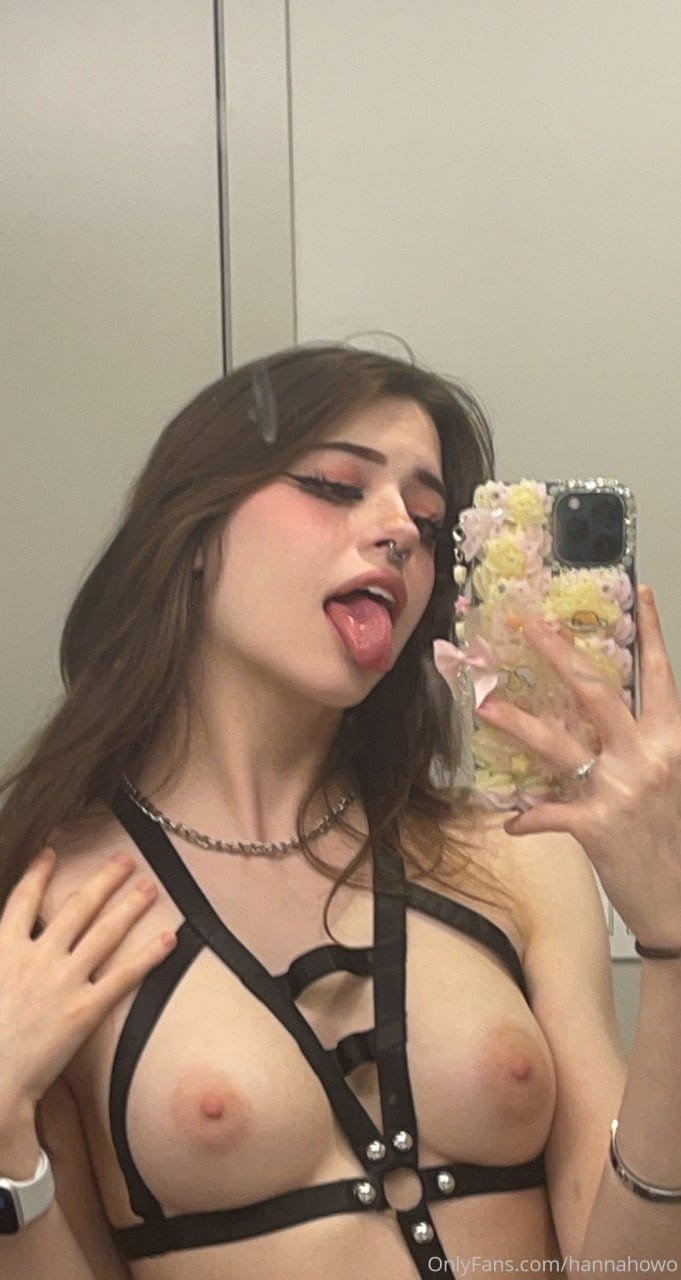 HannahOwo Exclusive Content OnlyFans , Nice Tits! 24 6183526384295590039