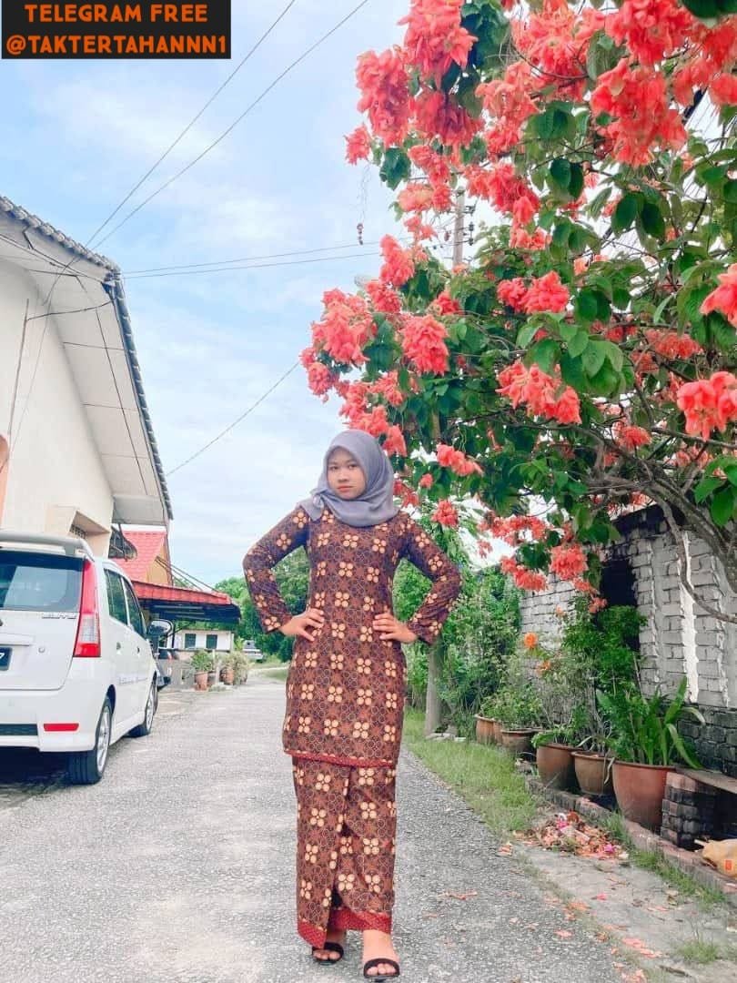 Putri Adiana Hijab Malay suka Nyepong sama OMEK! 9 watermarkALL 1718427353663 b20dbf14 96a1 44eb 8c46 7a539dbf8559